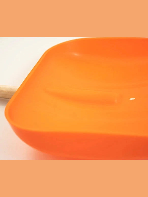 HEAVY DUTY SNOW SHOVEL